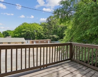 751 Prince Place - Photo Thumbnail 12