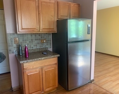982 Grant Street - Photo Thumbnail 11