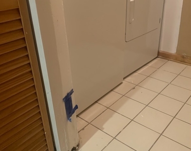 982 Grant Street - Photo Thumbnail 40