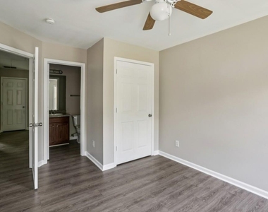 740 Prince Place - Photo Thumbnail 31