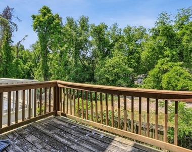 740 Prince Place - Photo Thumbnail 13