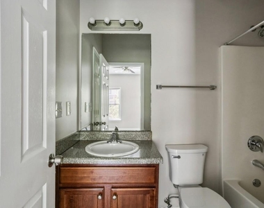 740 Prince Place - Photo Thumbnail 22