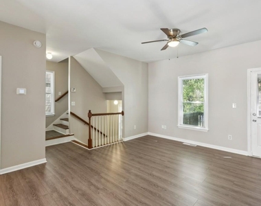 739 Prince Place - Photo Thumbnail 11