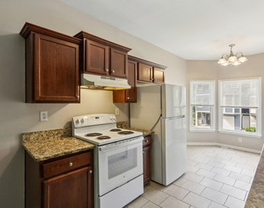 739 Prince Place - Photo Thumbnail 19