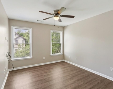 739 Prince Place - Photo Thumbnail 30