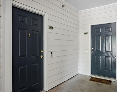206 Spring Heights Lane - Photo Thumbnail 4
