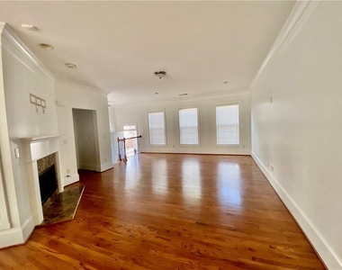 2783 Durham Drive Ne - Photo Thumbnail 6