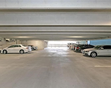 620 Glen Iris Drive Ne - Photo Thumbnail 19
