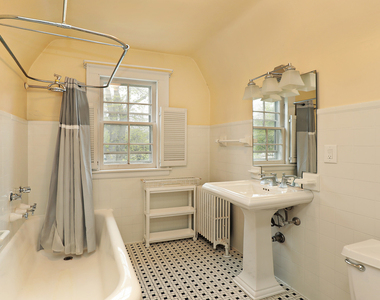 651 Brier Street - Photo Thumbnail 9