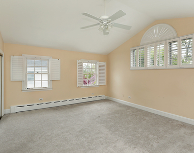 651 Brier Street - Photo Thumbnail 6