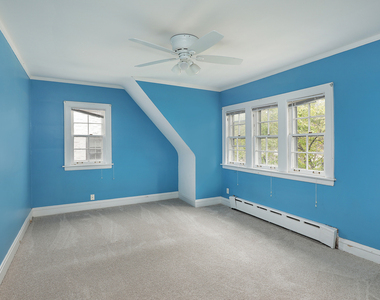 651 Brier Street - Photo Thumbnail 8