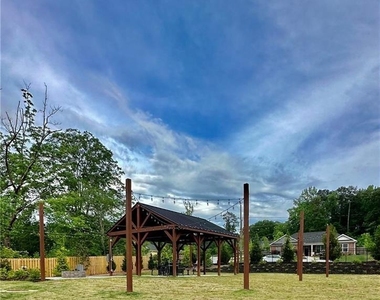 1107 Elyse Lane - Photo Thumbnail 16