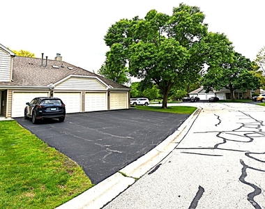 27w705 Windermere Road - Photo Thumbnail 11