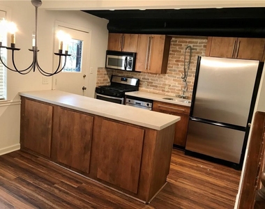 75 Roswell Court Ne - Photo Thumbnail 13