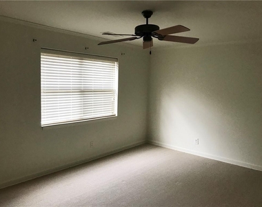 75 Roswell Court Ne - Photo Thumbnail 11