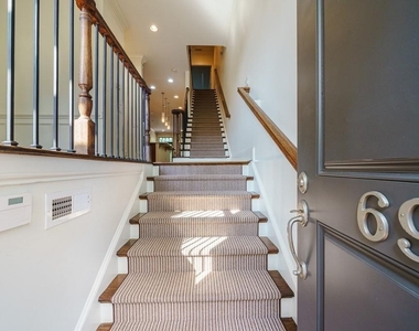69 Honour Avenue Nw - Photo Thumbnail 6
