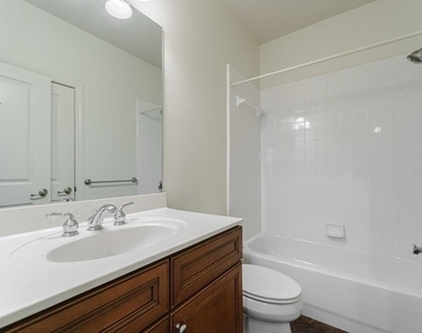 69 Honour Avenue Nw - Photo Thumbnail 10