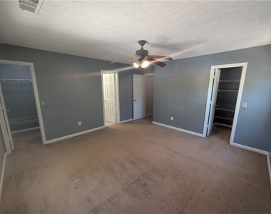 6165 Smoke Ridge Lane - Photo Thumbnail 9