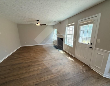 3761 Monticello Street - Photo Thumbnail 9