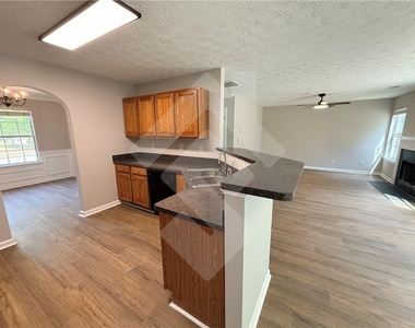 3761 Monticello Street - Photo Thumbnail 7