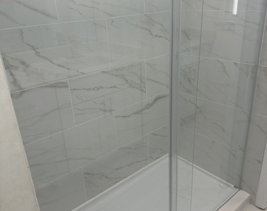 2030 Crestwood Lane - Photo Thumbnail 8