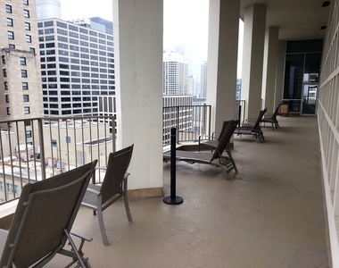 535 N Michigan Avenue - Photo Thumbnail 23
