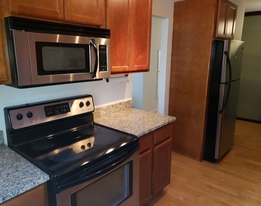 535 N Michigan Avenue - Photo Thumbnail 8
