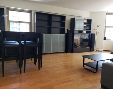 535 N Michigan Avenue - Photo Thumbnail 2