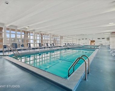 535 N Michigan Avenue - Photo Thumbnail 18