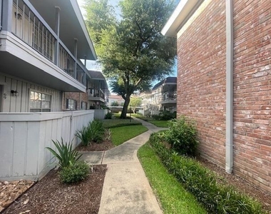2350 Bering Drive - Photo Thumbnail 24