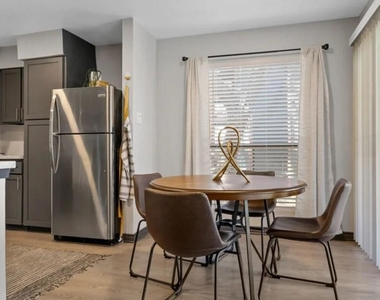 10951 Laureate Drive - Photo Thumbnail 9