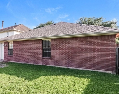 6618 Sutton Meadows Drive - Photo Thumbnail 14
