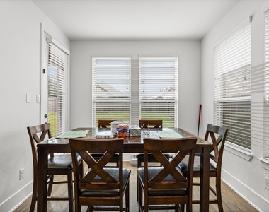 10427 Rigel Ridge Way - Photo Thumbnail 18