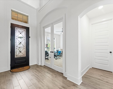 10427 Rigel Ridge Way - Photo Thumbnail 7