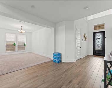 10427 Rigel Ridge Way - Photo Thumbnail 10