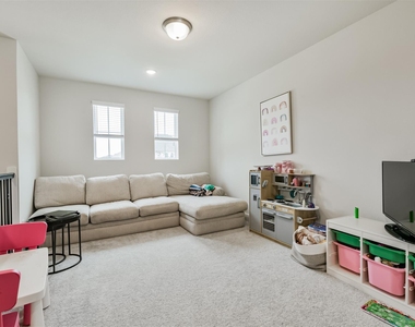 9243 Trimble Landing Drive - Photo Thumbnail 21