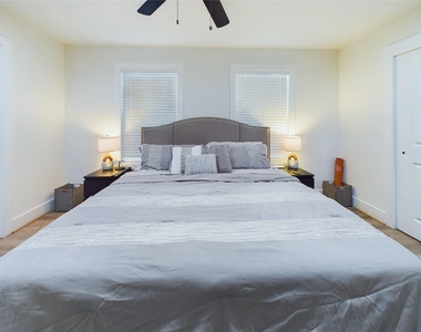 7609 Amelia Road - Photo Thumbnail 15