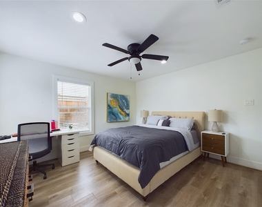 7609 Amelia Road - Photo Thumbnail 18