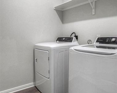 1419 Avenue N - Photo Thumbnail 20