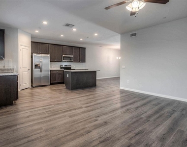 1419 Avenue N - Photo Thumbnail 8