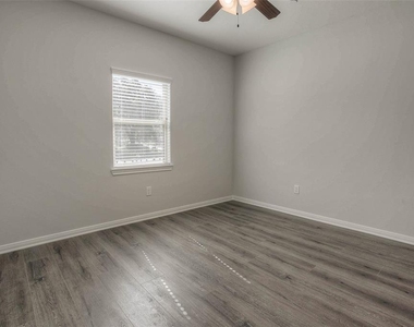 1419 Avenue N - Photo Thumbnail 24
