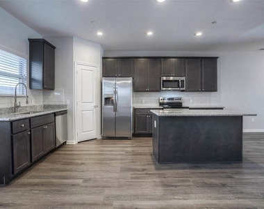 1419 Avenue N - Photo Thumbnail 9