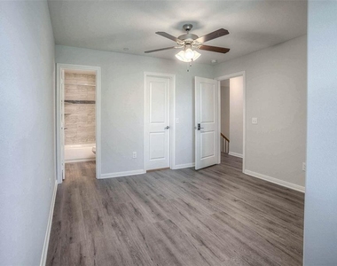 1419 Avenue N - Photo Thumbnail 36