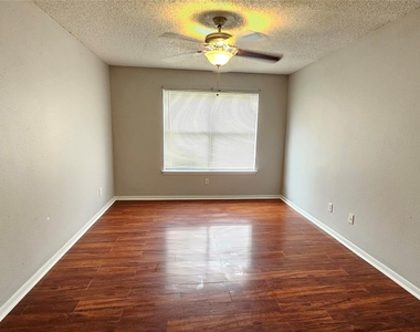 7704 Sign Street - Photo Thumbnail 12