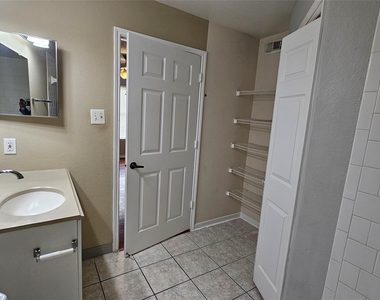 7704 Sign Street - Photo Thumbnail 21