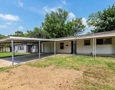 11611 Duane Street - Photo Thumbnail 1