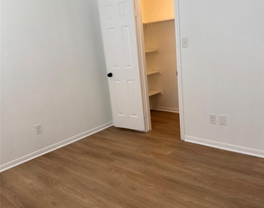 2075 Little Cedar Drive - Photo Thumbnail 18