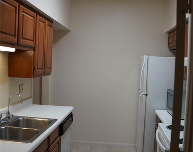 2475 Underwood Street - Photo Thumbnail 17
