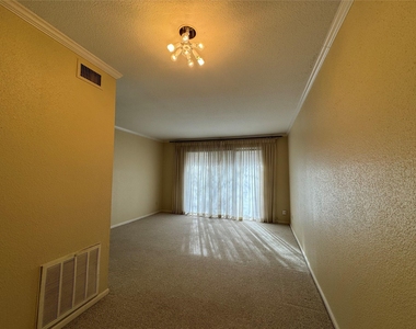 2475 Underwood Street - Photo Thumbnail 20