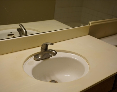 2475 Underwood Street - Photo Thumbnail 6